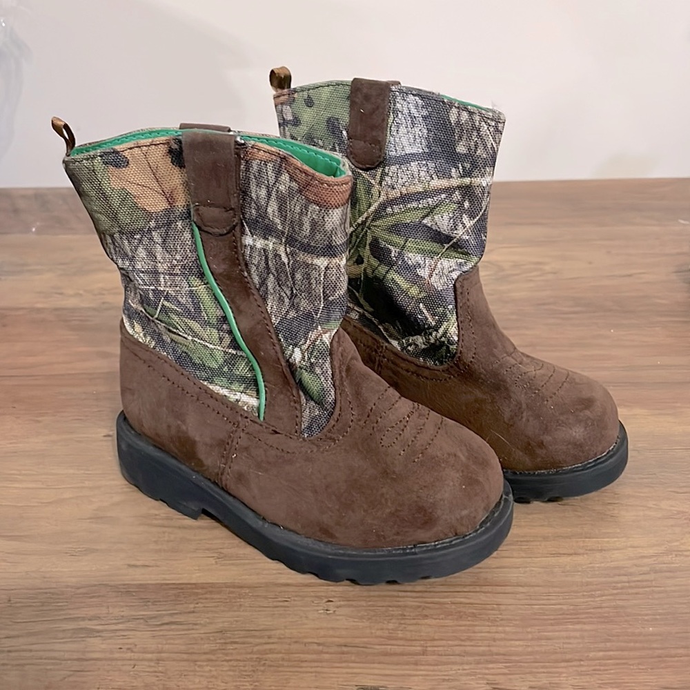 Toddler Camo Boots